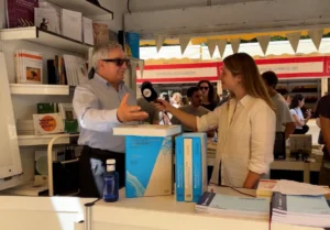 Dr Garcia de Sola en la Feria del Libro-2026
