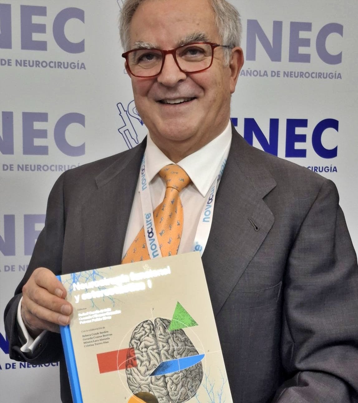 Libro de Neurocirugia funcional y estereotaxica 2026